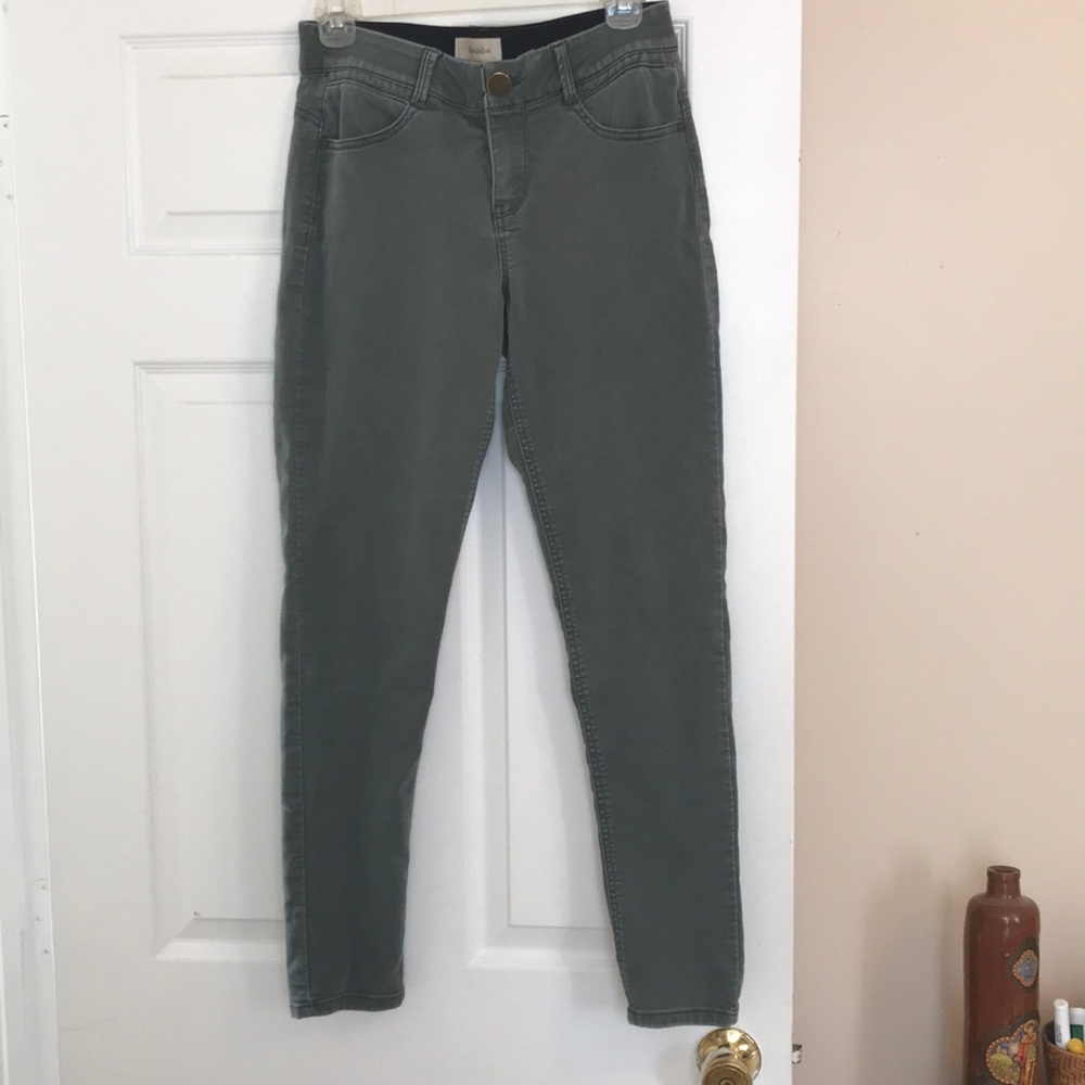 olive green high waisted “butt-lifting” jeans